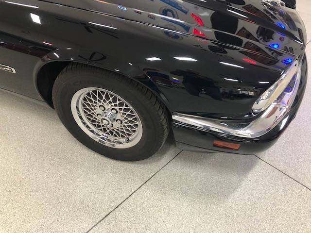 Jaguar-Xjs-1994-black-9