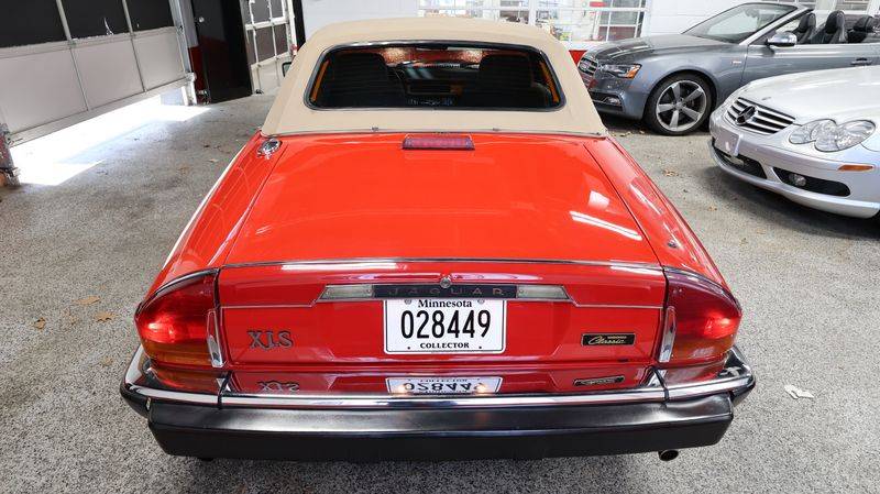 Jaguar-Xjs-series-1991-red-10