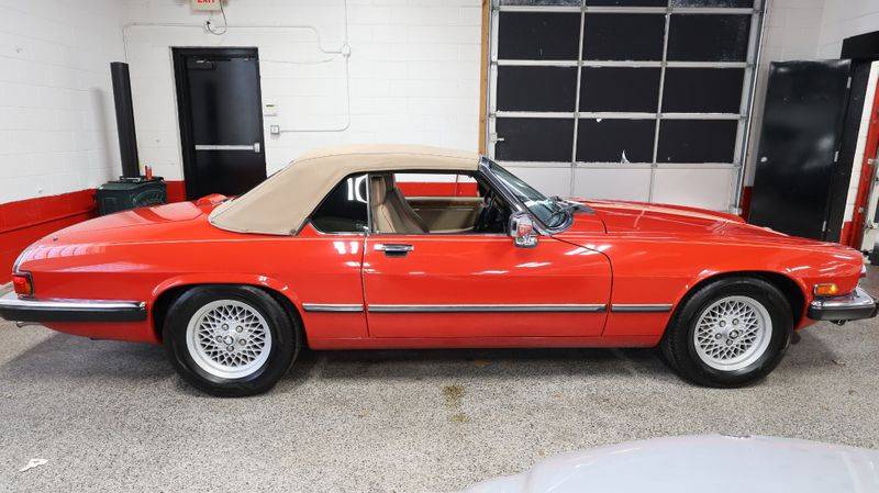 Jaguar-Xjs-series-1991-red-12