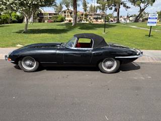 Jaguar-Xke-1964-black-10