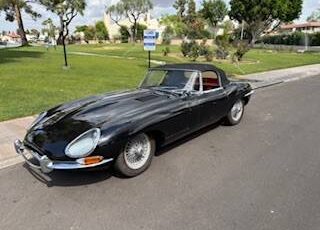 Jaguar-Xke-1964-black