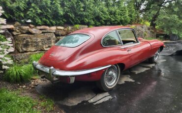 Jaguar-Xke-1969-red-2