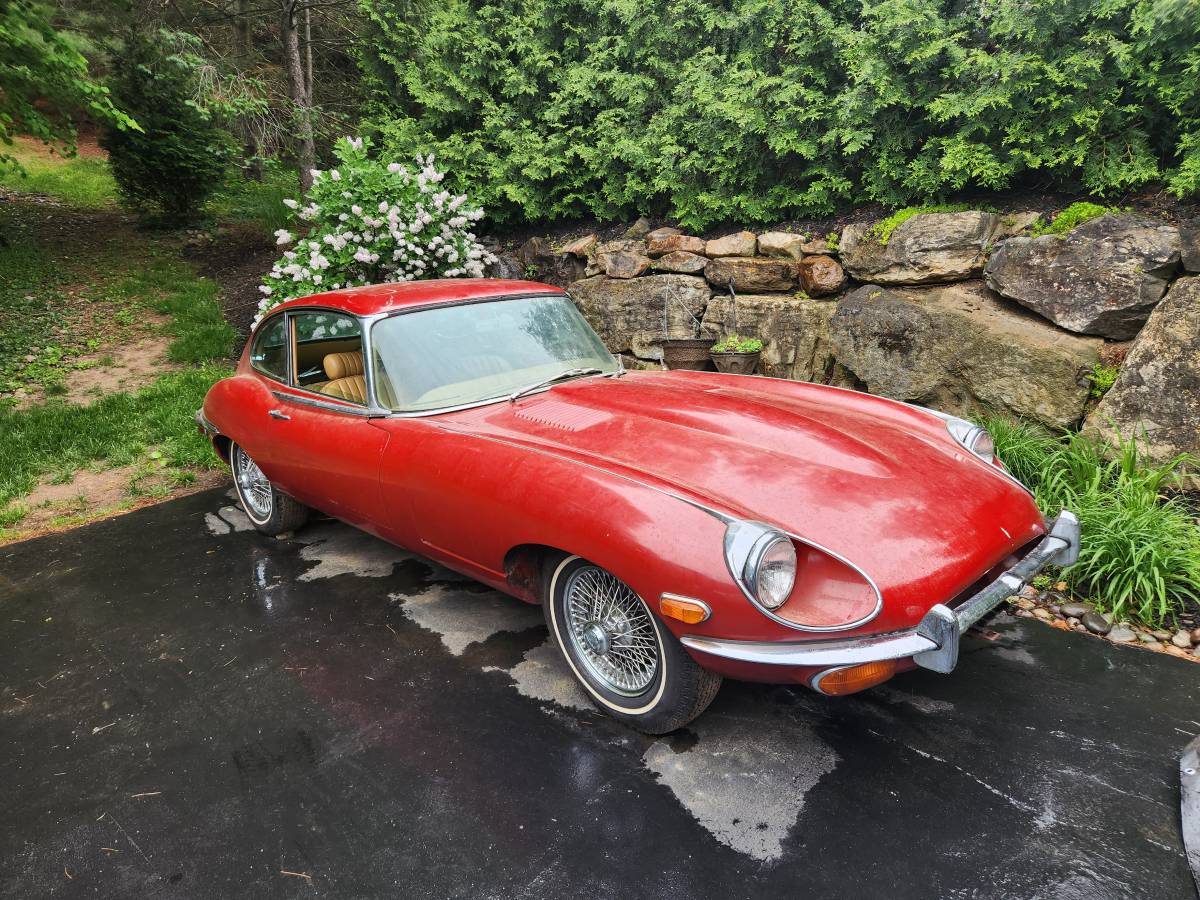 Jaguar-Xke-1969-red