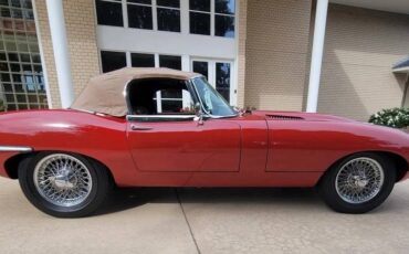 Jaguar-Xke-series-i-4.2-1965-red-15