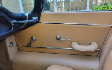 Jaguar-Xke-series-i-4.2-1965-red-4