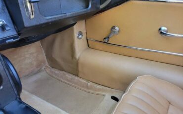 Jaguar-Xke-series-i-4.2-1965-red-5