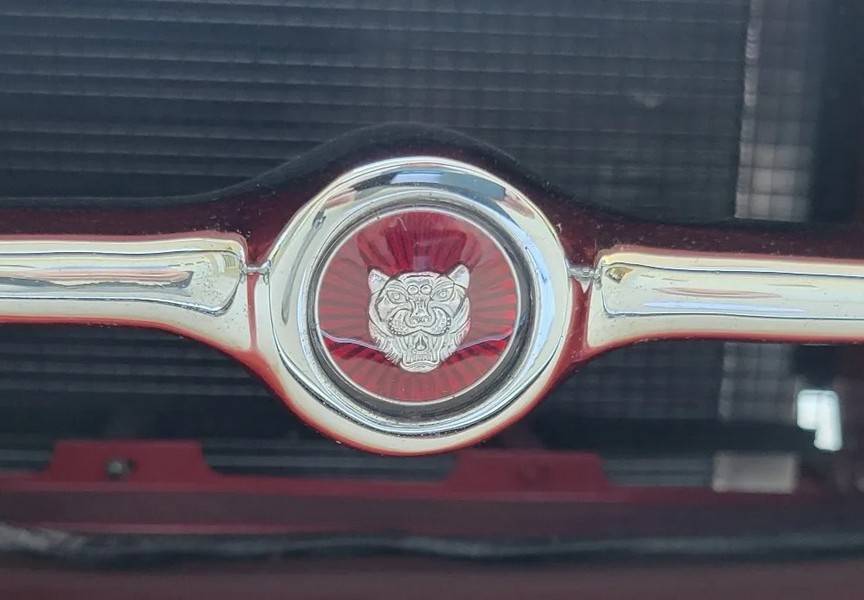 Jaguar-Xke-series-i-4.2-1965-red-6