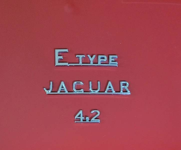 Jaguar-Xke-series-i-4.2-1965-red-8