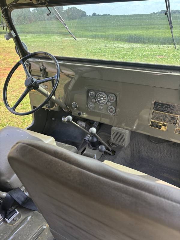 Jeep-1966-green-4