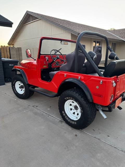 Jeep-1975-orange-1