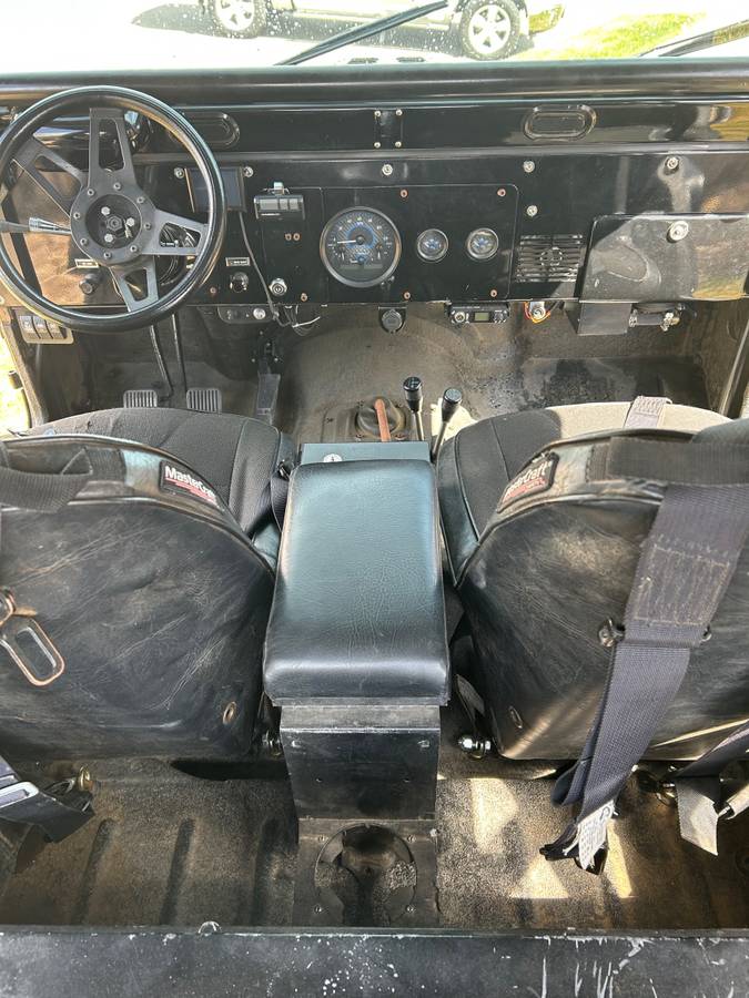 Jeep-1976-1