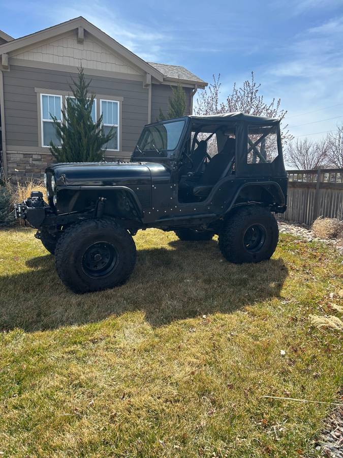 Jeep-1976-4