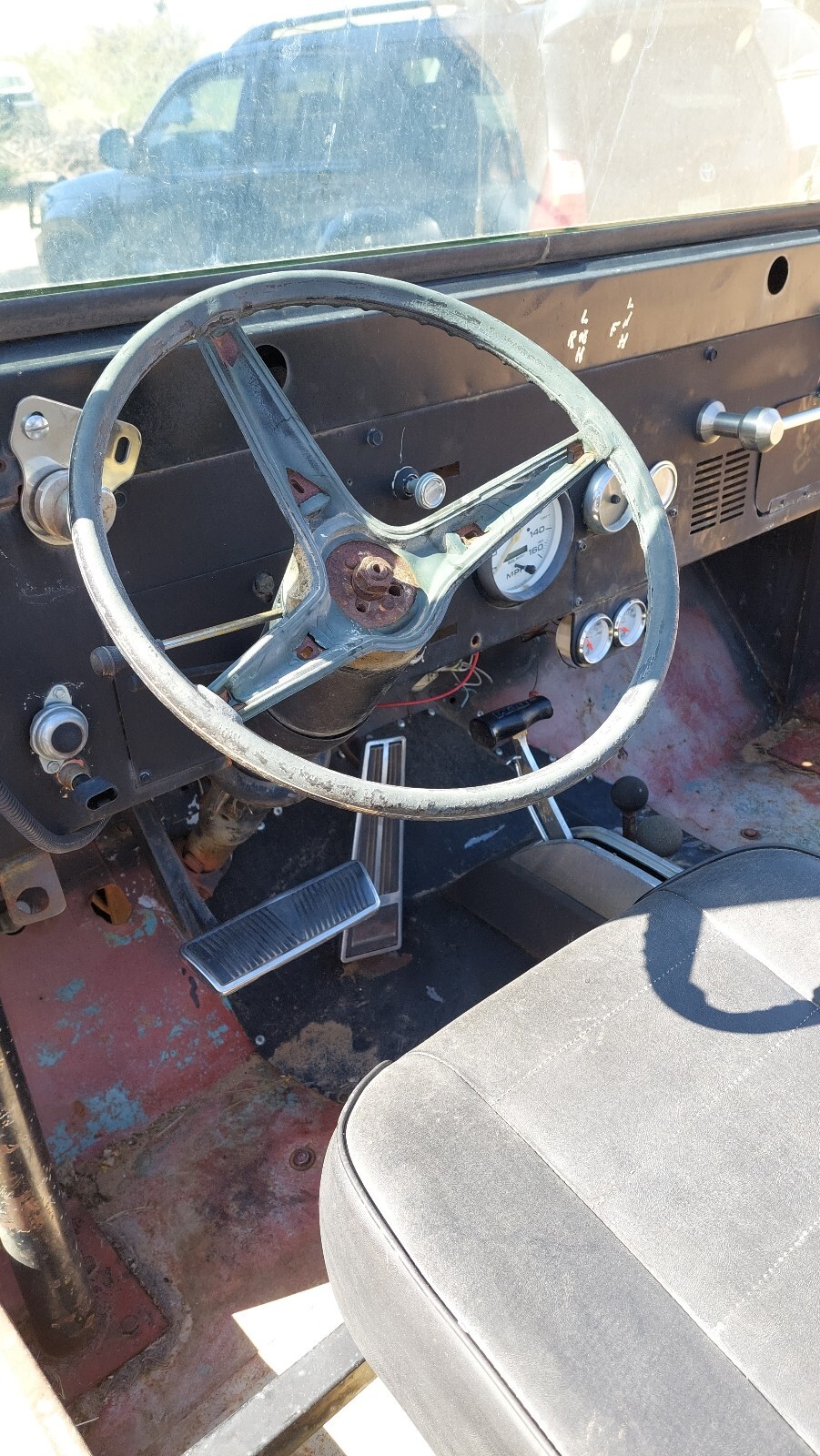 Jeep-CJ-1971-35