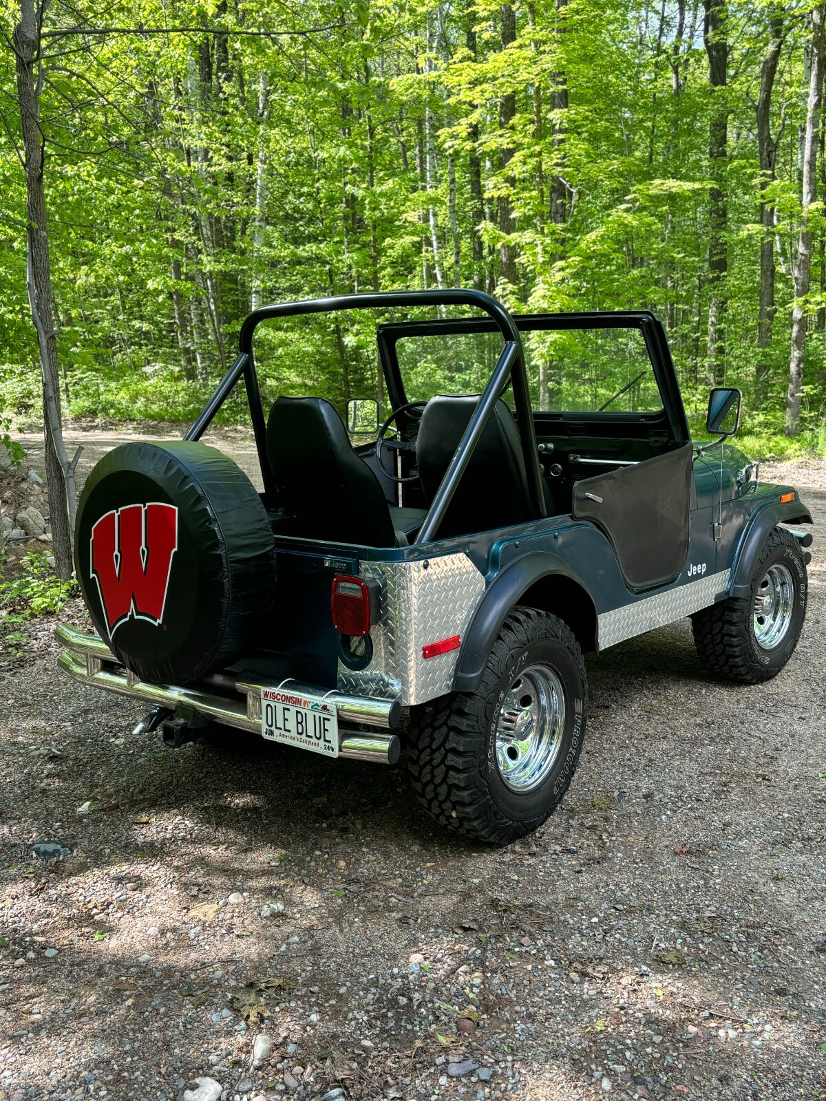 Jeep-CJ-1977-9