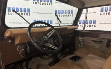 Jeep-CJ-1979-SUV-14