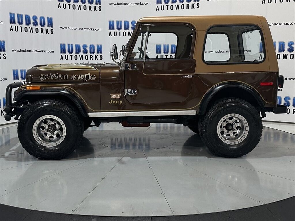 Jeep-CJ-1979-SUV-2