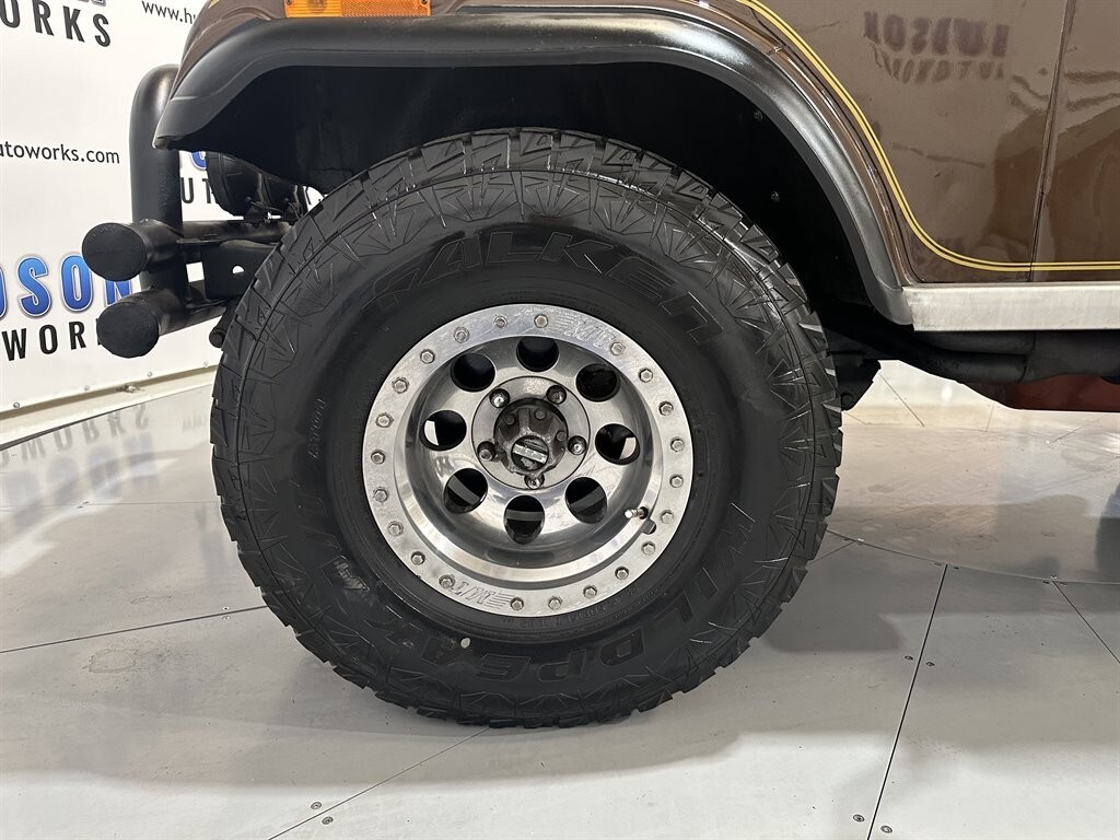 Jeep-CJ-1979-SUV-28