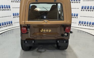 Jeep-CJ-1979-SUV-5