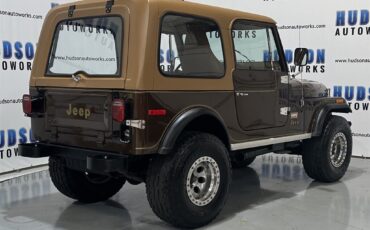 Jeep-CJ-1979-SUV-6
