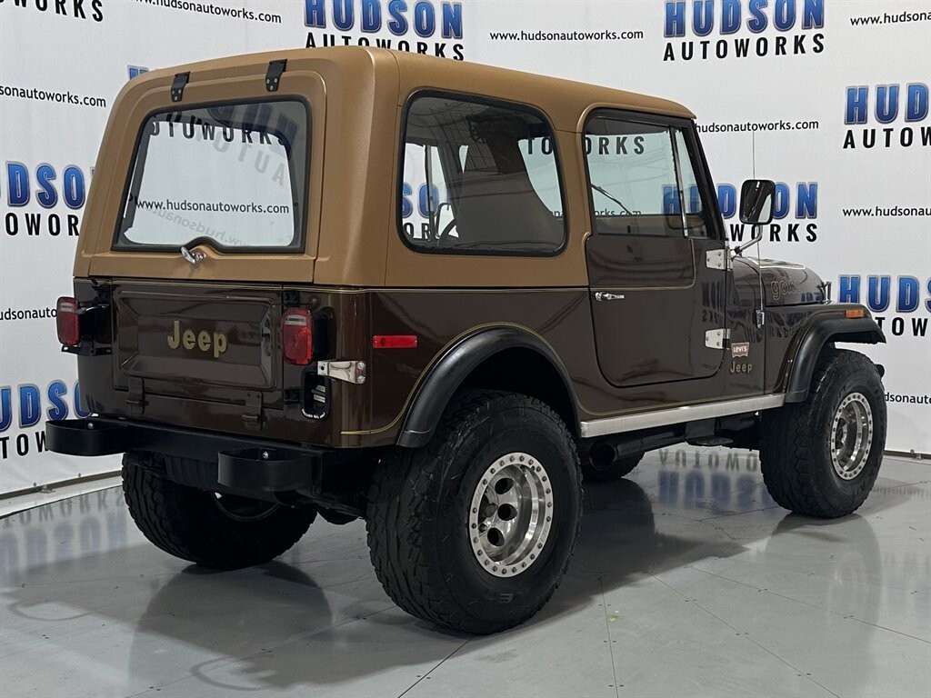 Jeep-CJ-1979-SUV-6