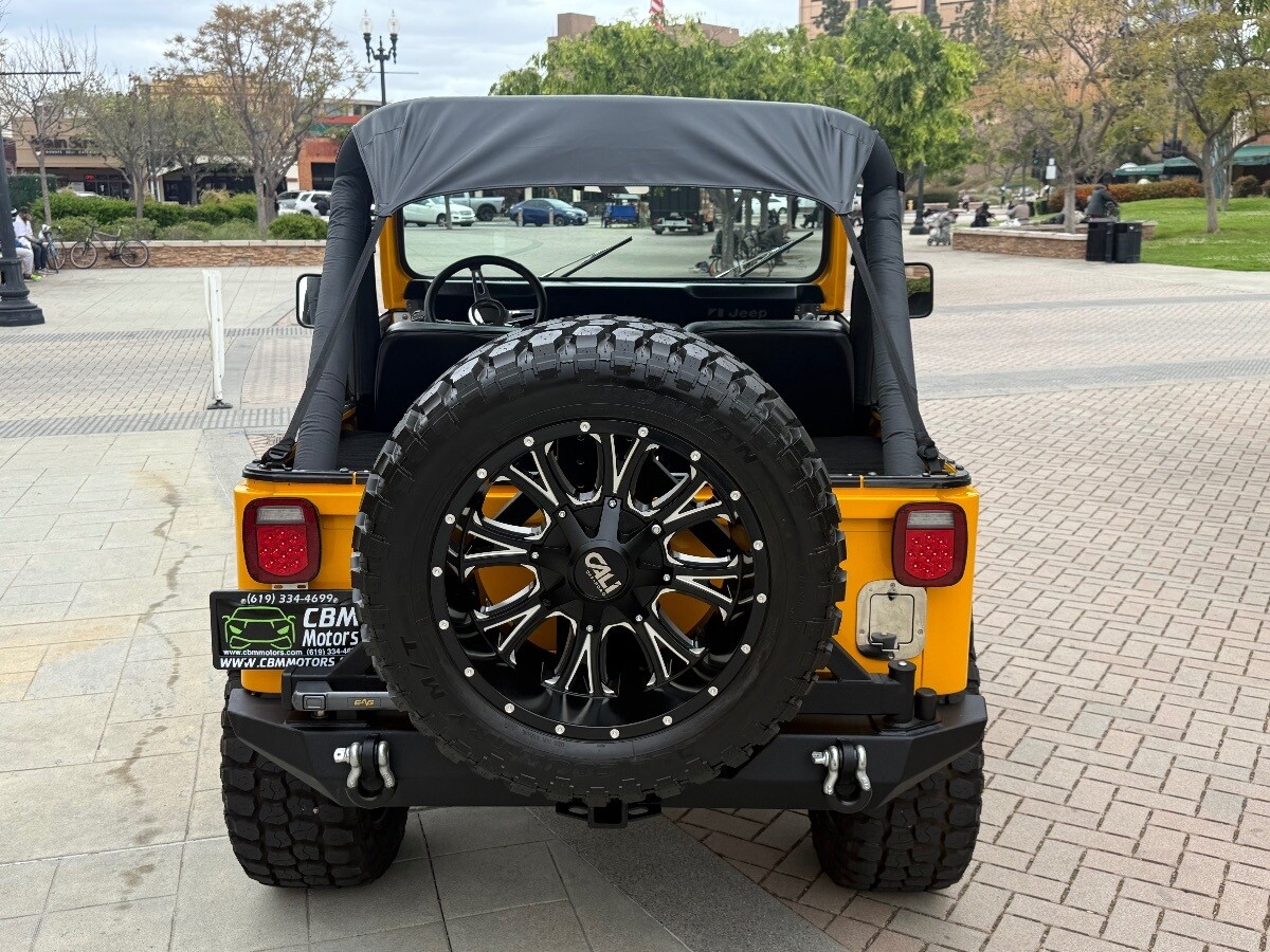 Jeep-CJ-1980-6