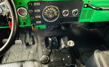 Jeep-CJ-1981-SUV-28