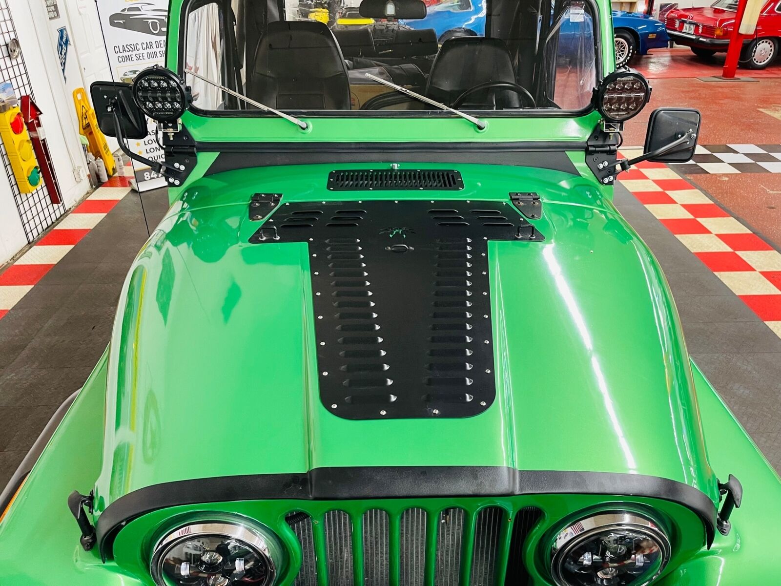 Jeep-CJ-1981-SUV-7