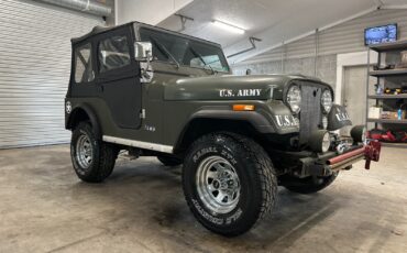 Jeep-CJ-1982-5