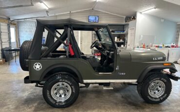 Jeep-CJ-1982-9