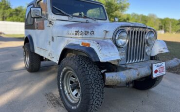 Jeep-CJ-1982-SUV-1