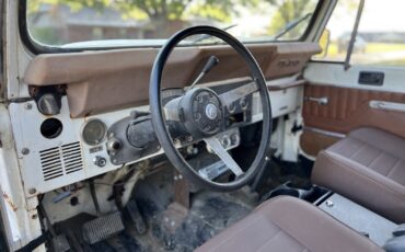 Jeep-CJ-1982-SUV-16