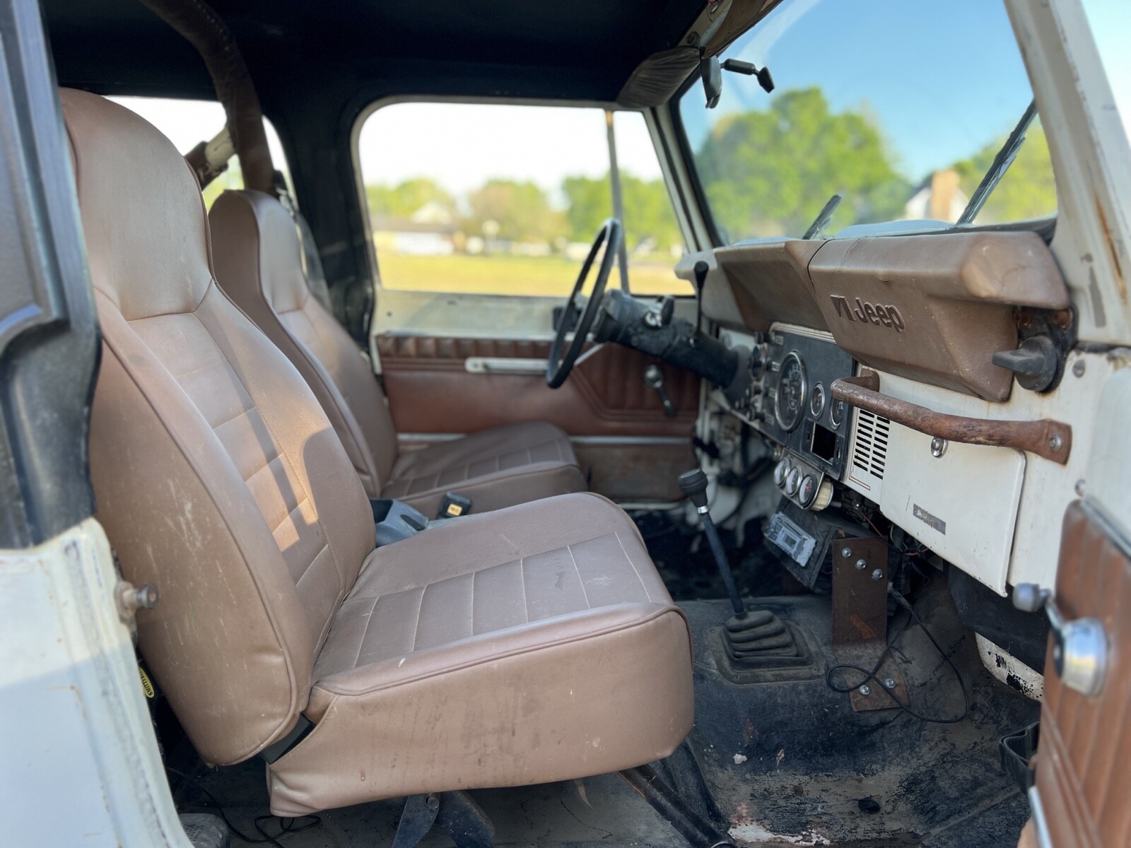 Jeep-CJ-1982-SUV-19