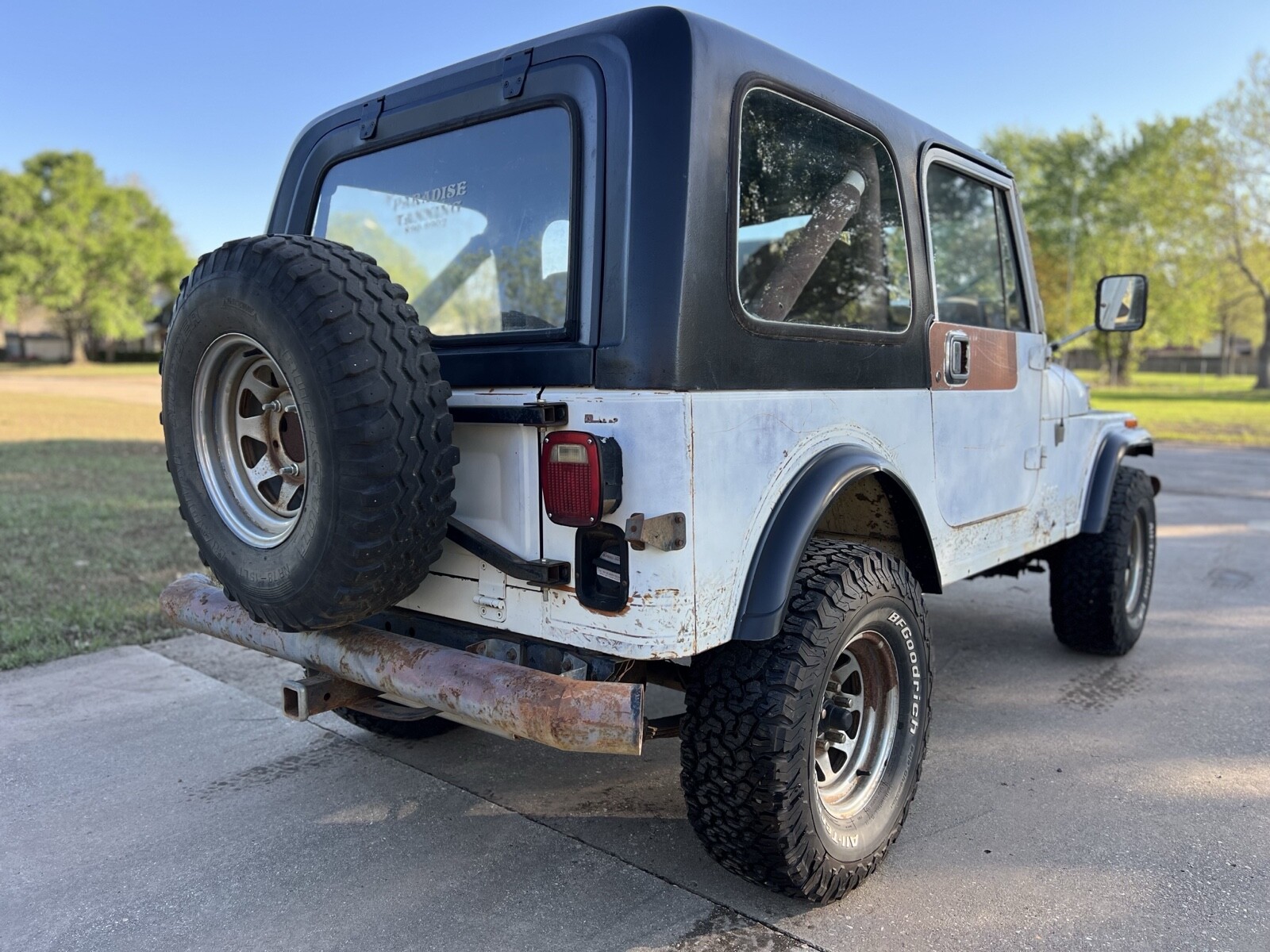 Jeep-CJ-1982-SUV-2