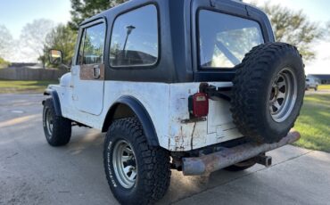 Jeep-CJ-1982-SUV-3