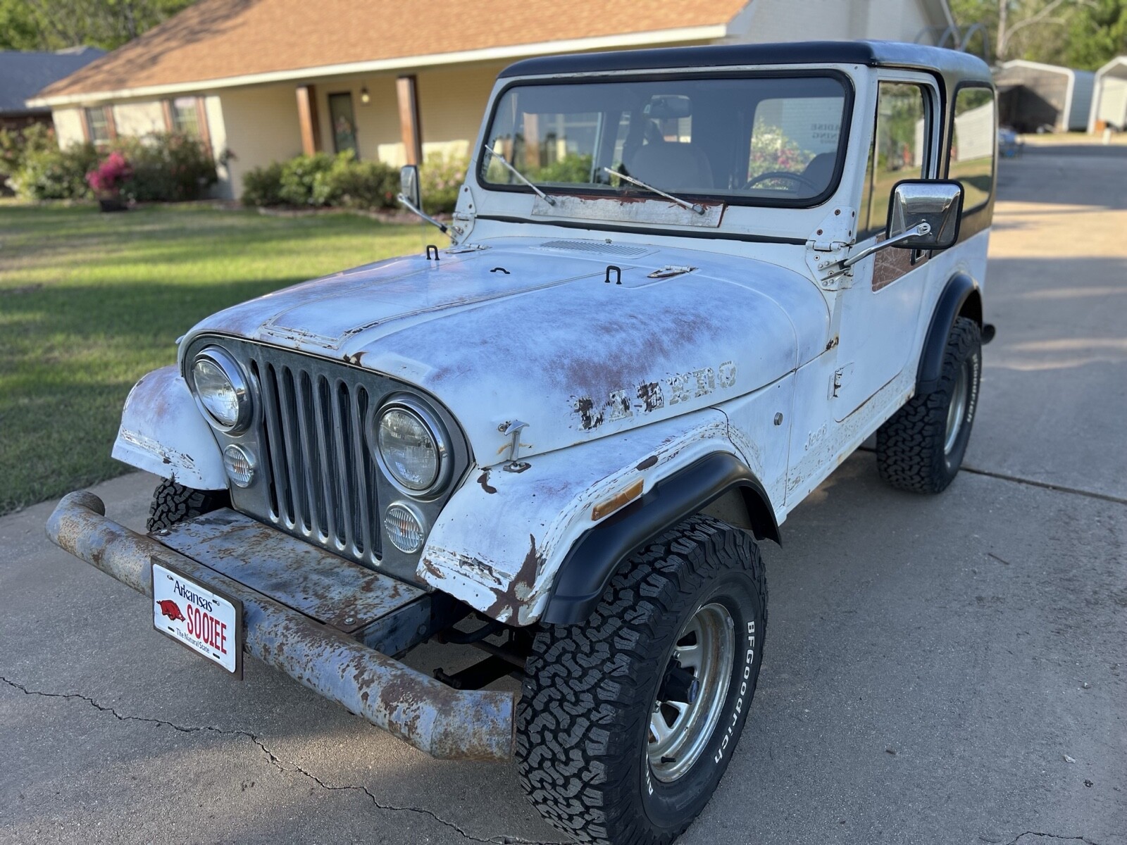 Jeep-CJ-1982-SUV-4
