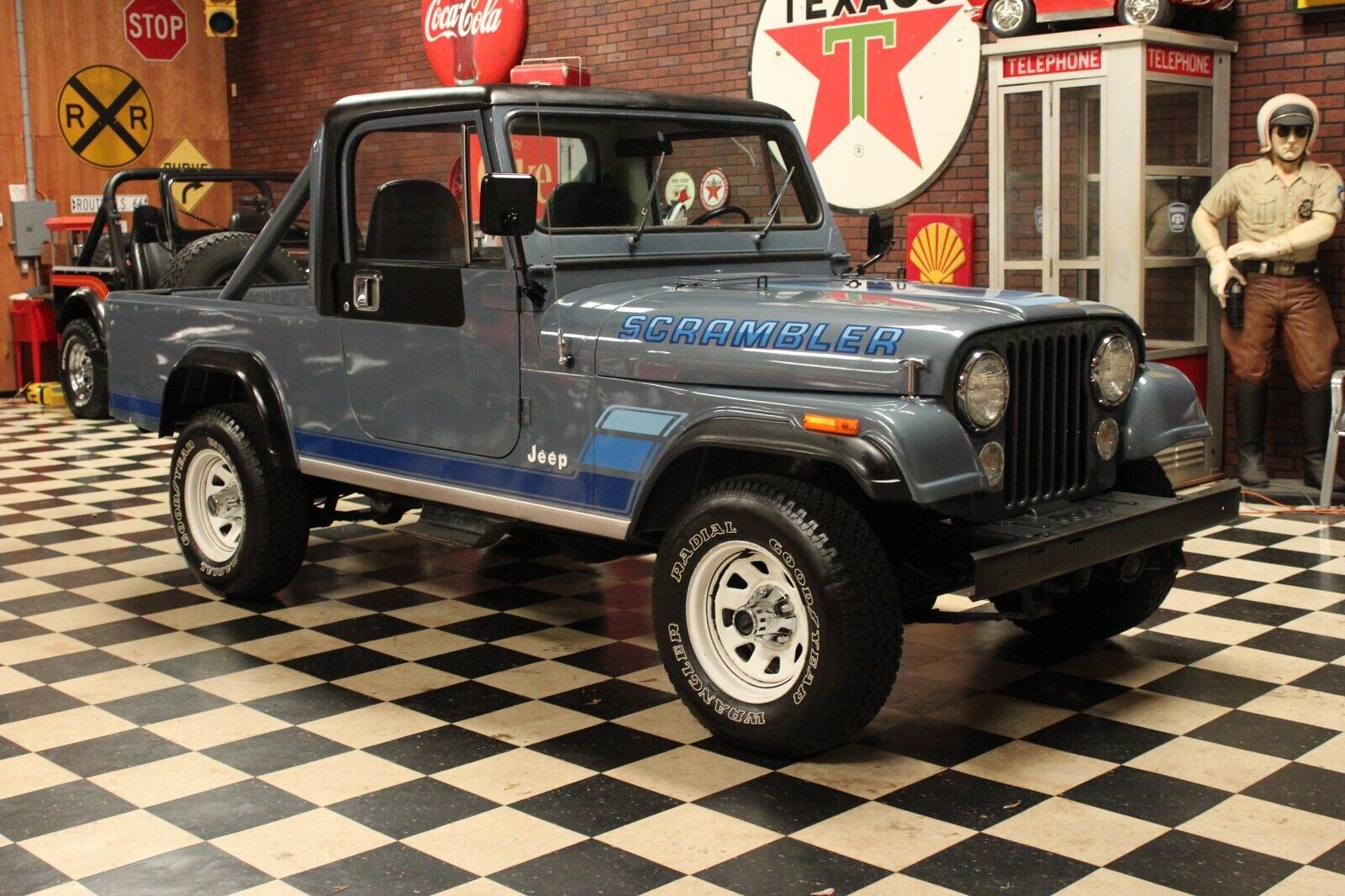 Jeep-CJ-1983-5