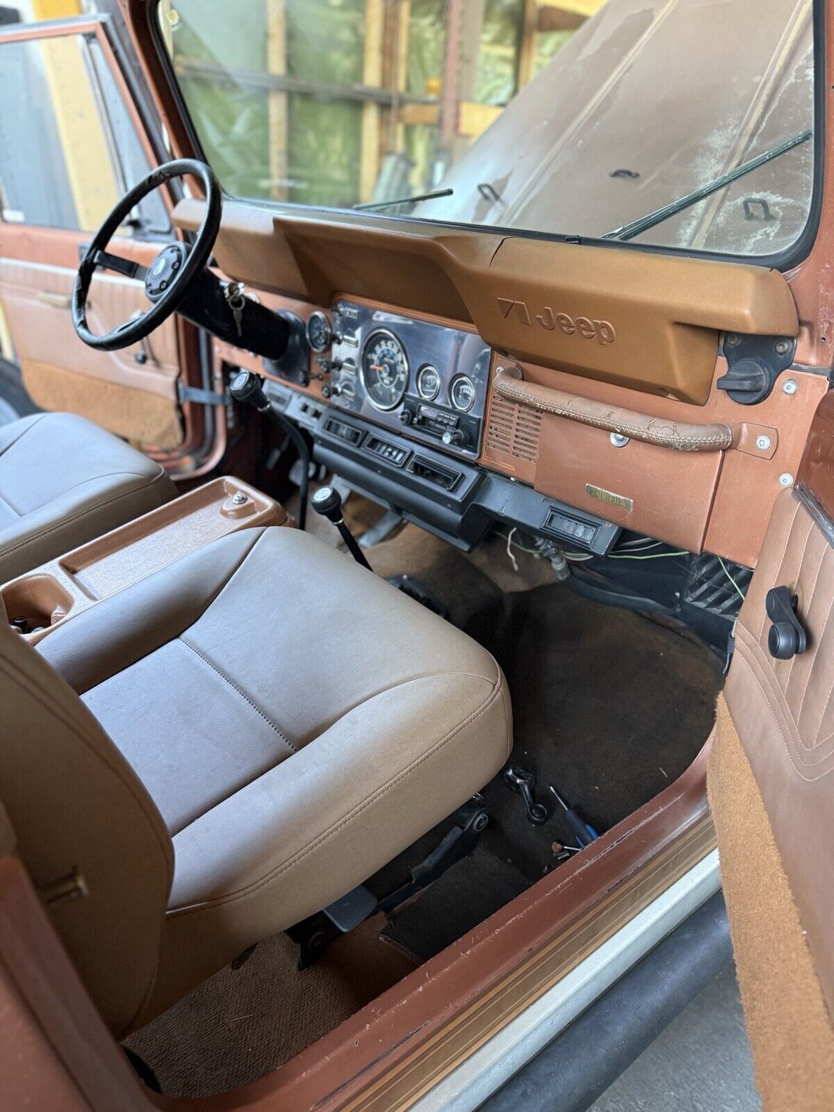 Jeep-CJ-1983-SUV-11