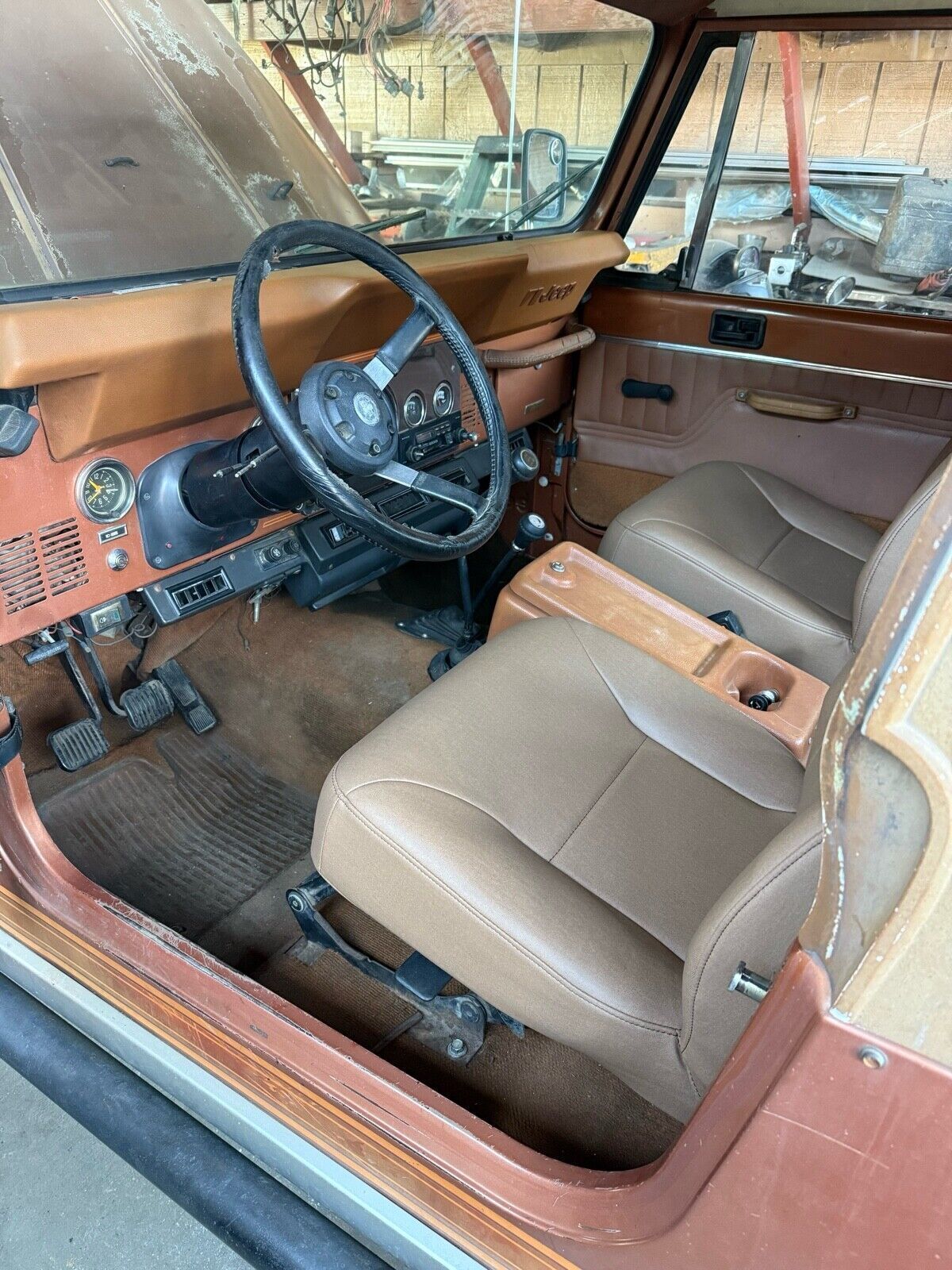 Jeep-CJ-1983-SUV-13