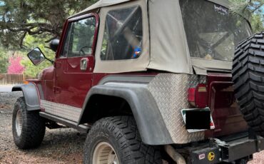 Jeep-CJ-1984-2