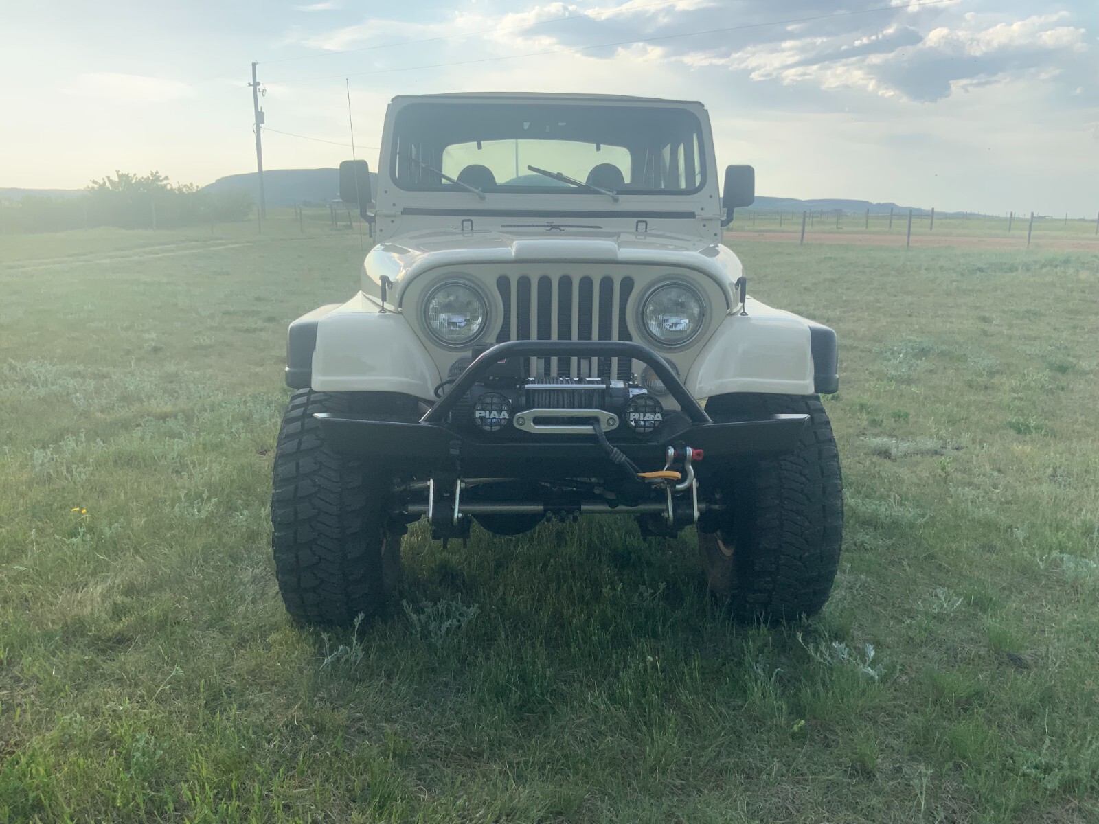 Jeep-CJ-1984-SUV-11