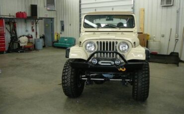 Jeep-CJ-1984-SUV-3