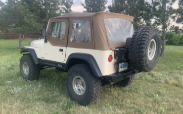 Jeep-CJ-1984-SUV-7