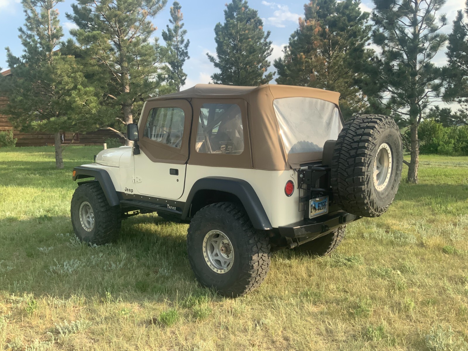 Jeep-CJ-1984-SUV-8