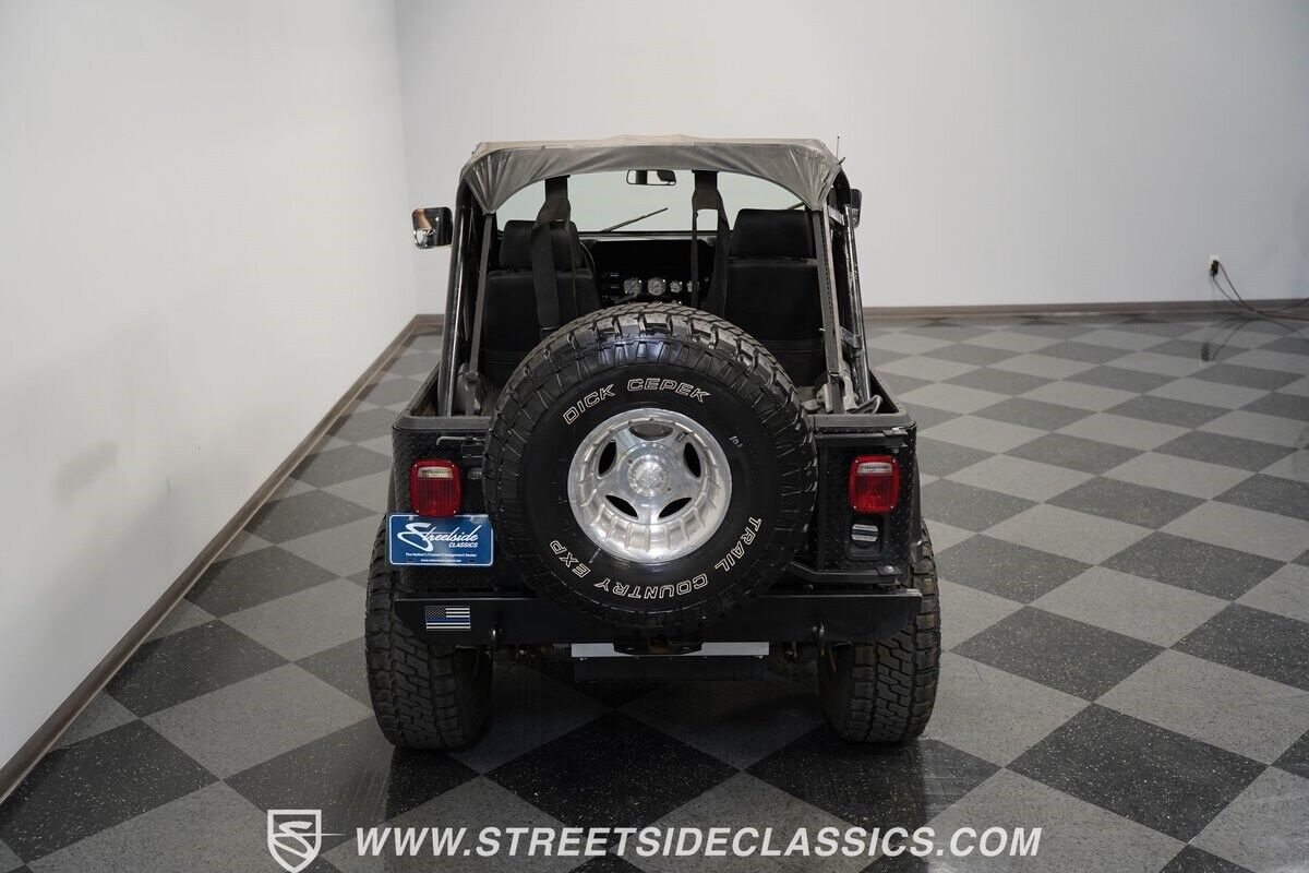 Jeep-CJ-1986-Jeep-25