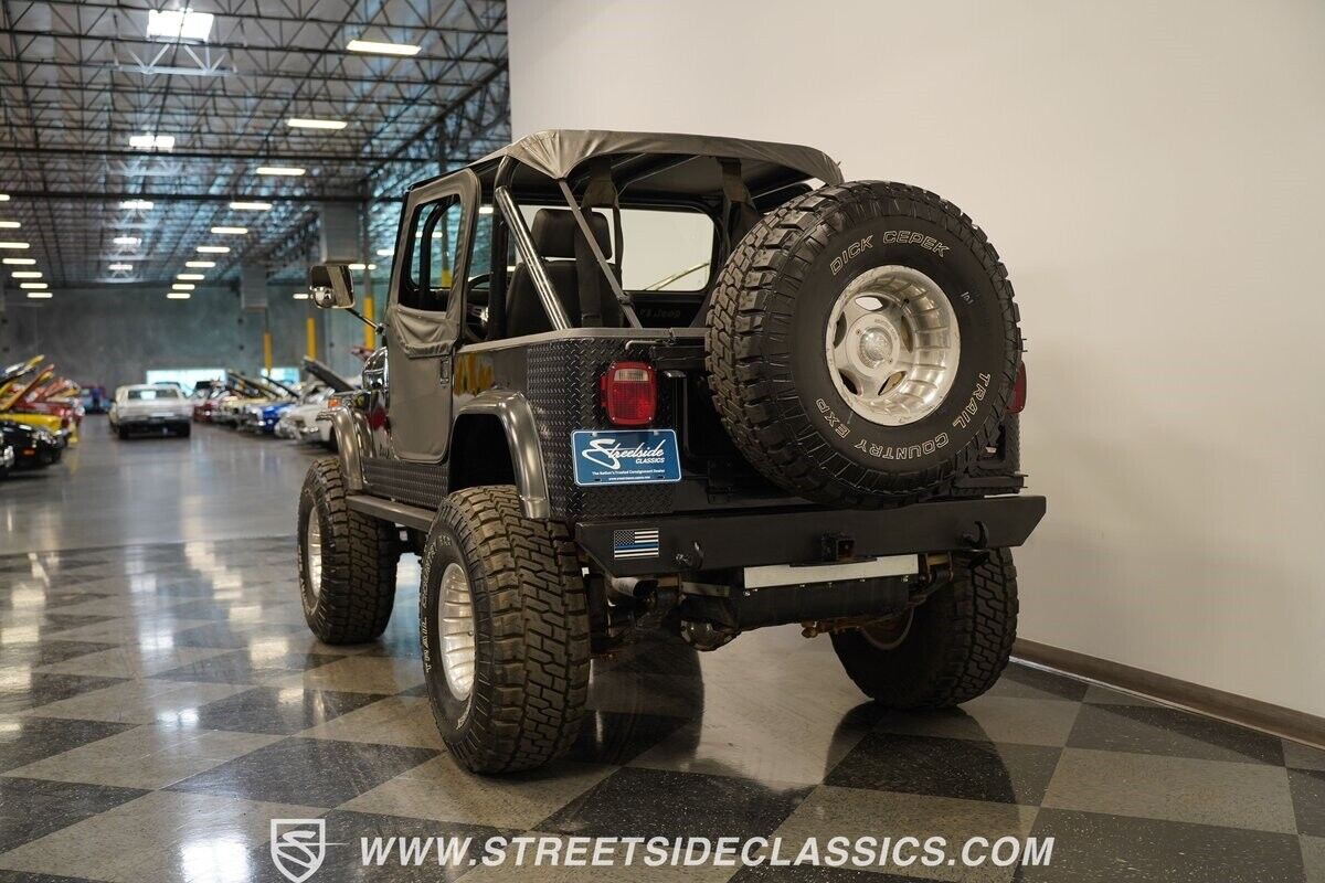 Jeep-CJ-1986-Jeep-7