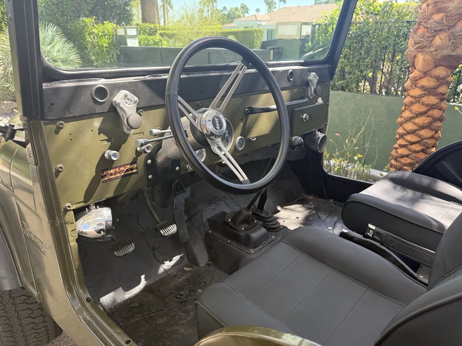 Jeep-CJ-5-1972-12