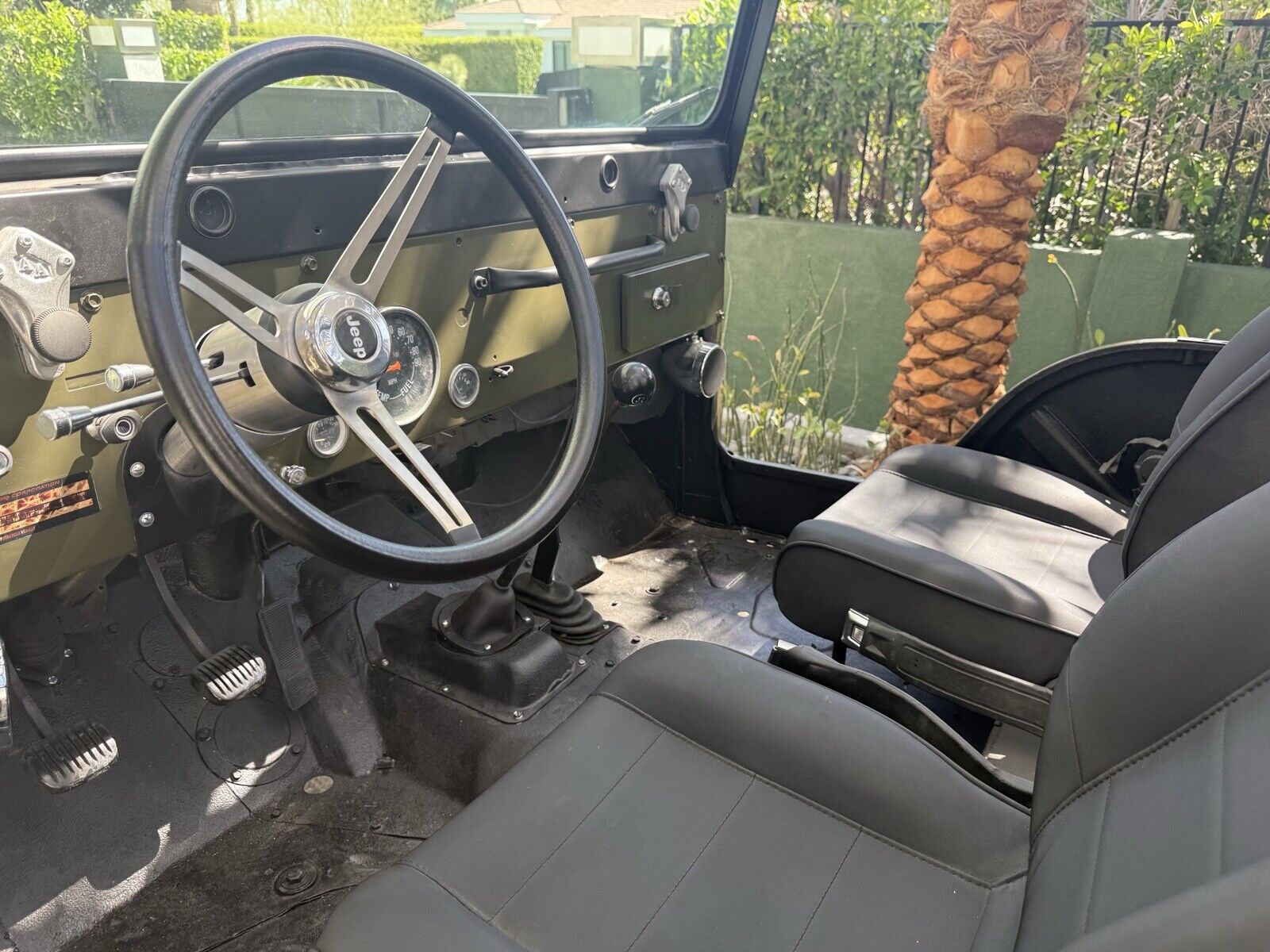Jeep-CJ-5-1972-14