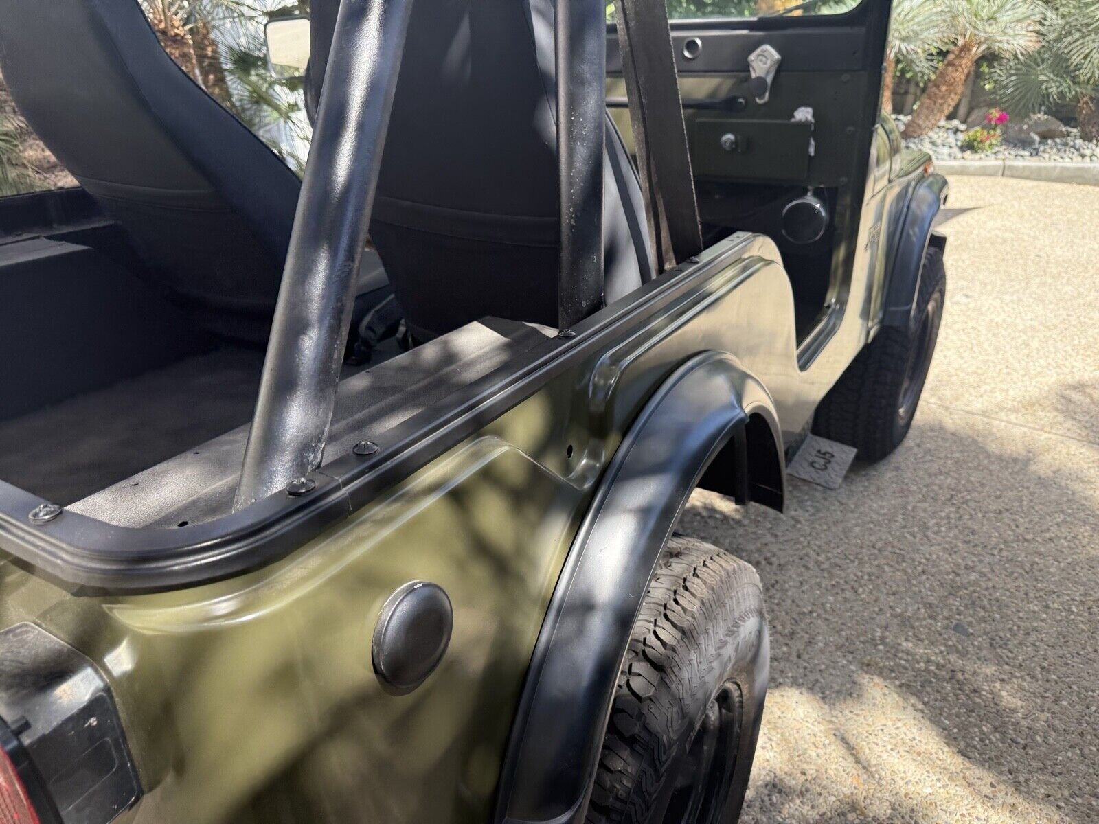 Jeep-CJ-5-1972-3