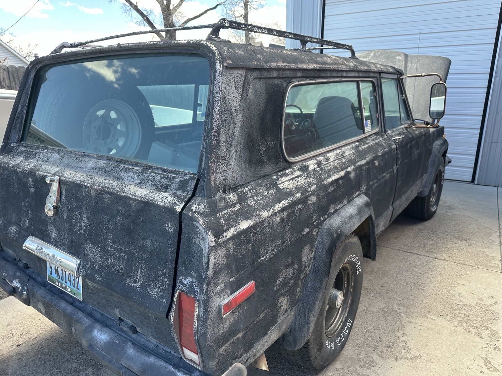 Jeep-Cherokee-1976-1