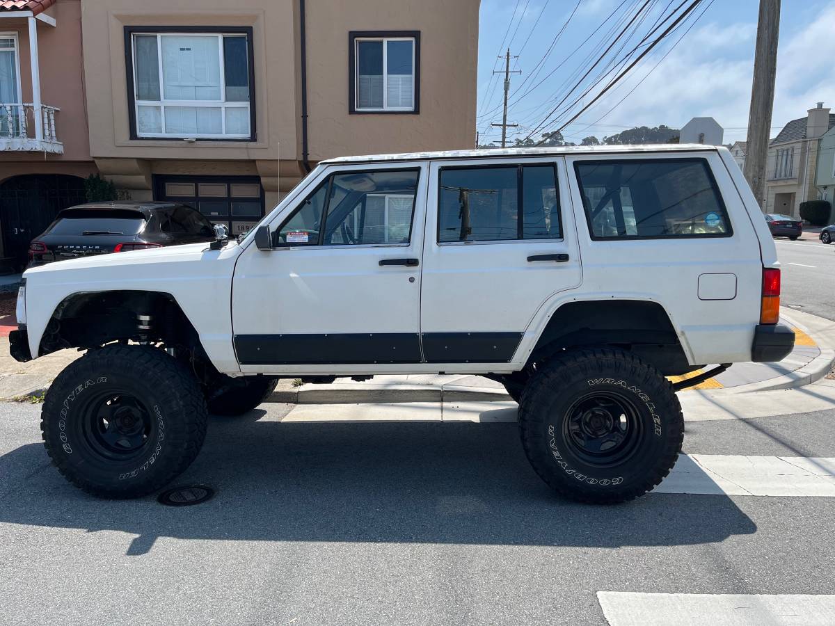 Jeep-Cherokee-4x4-1995-2